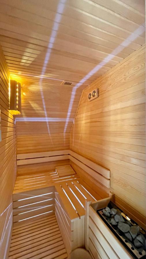 Panurlawoodenhouse Oezel Havuz& Sauna Mavi מראה חיצוני תמונה