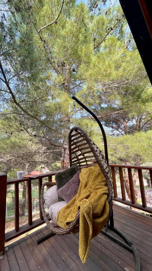 Panurlawoodenhouse Oezel Havuz& Sauna Mavi מראה חיצוני תמונה