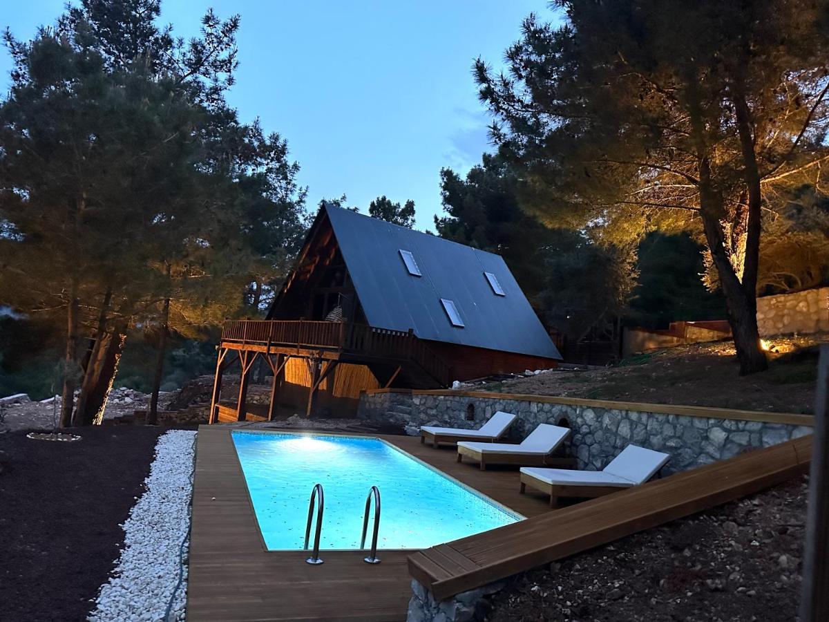 Panurlawoodenhouse Oezel Havuz& Sauna Mavi מראה חיצוני תמונה