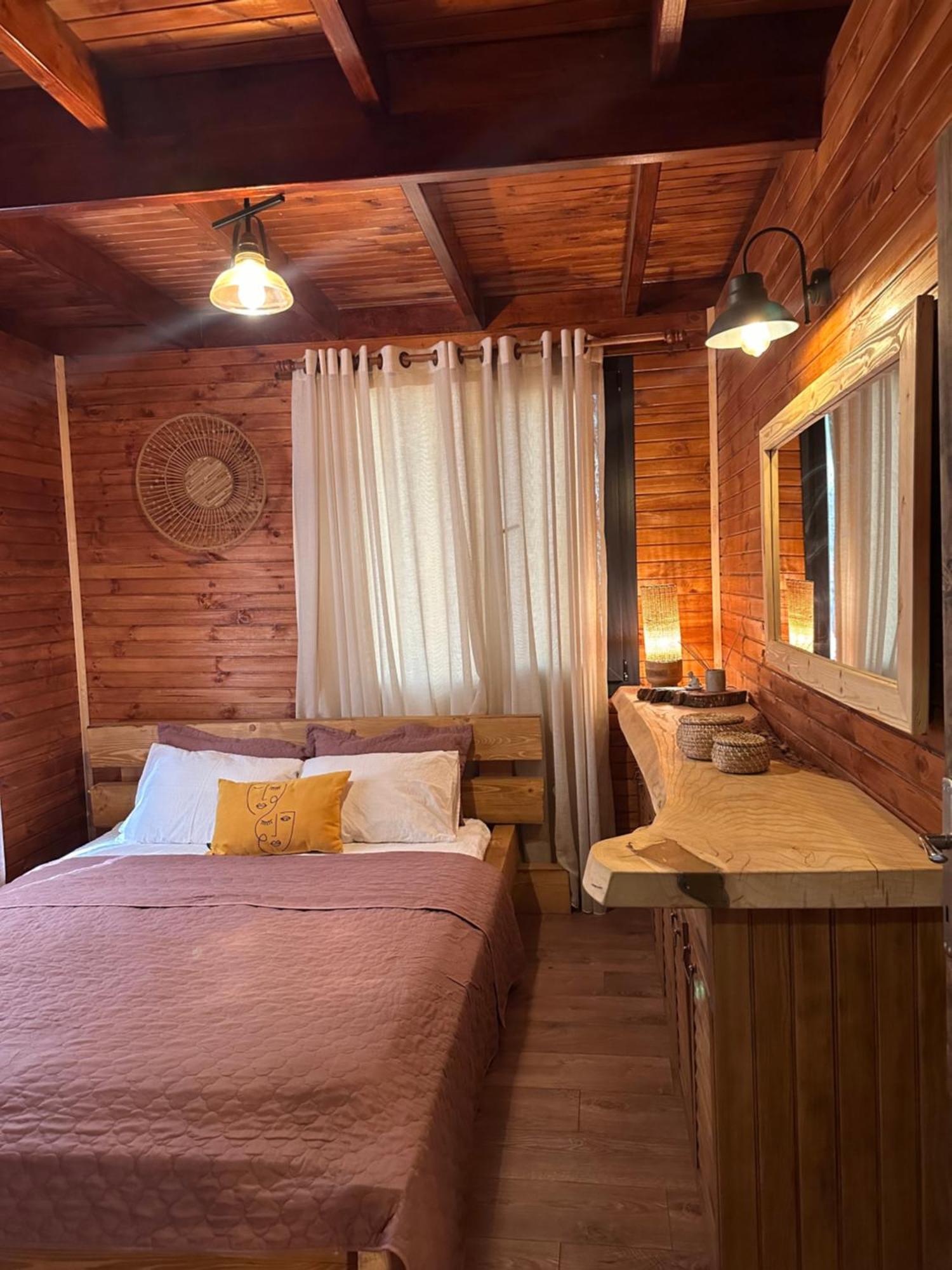 Panurlawoodenhouse Oezel Havuz& Sauna Mavi מראה חיצוני תמונה