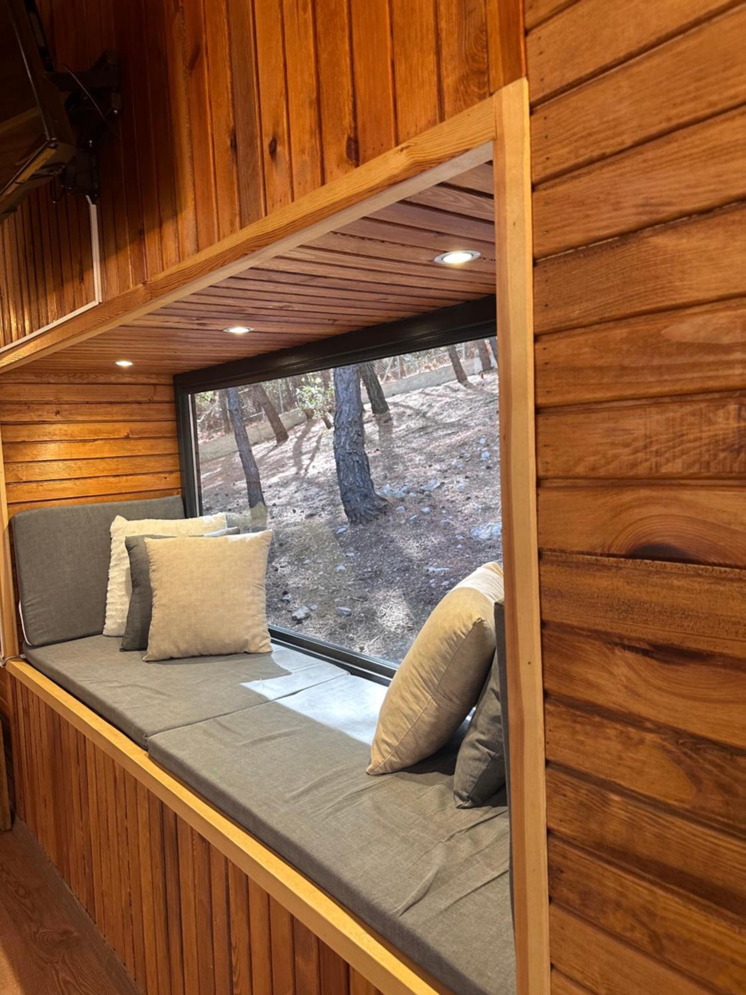 Panurlawoodenhouse Oezel Havuz& Sauna Mavi מראה חיצוני תמונה