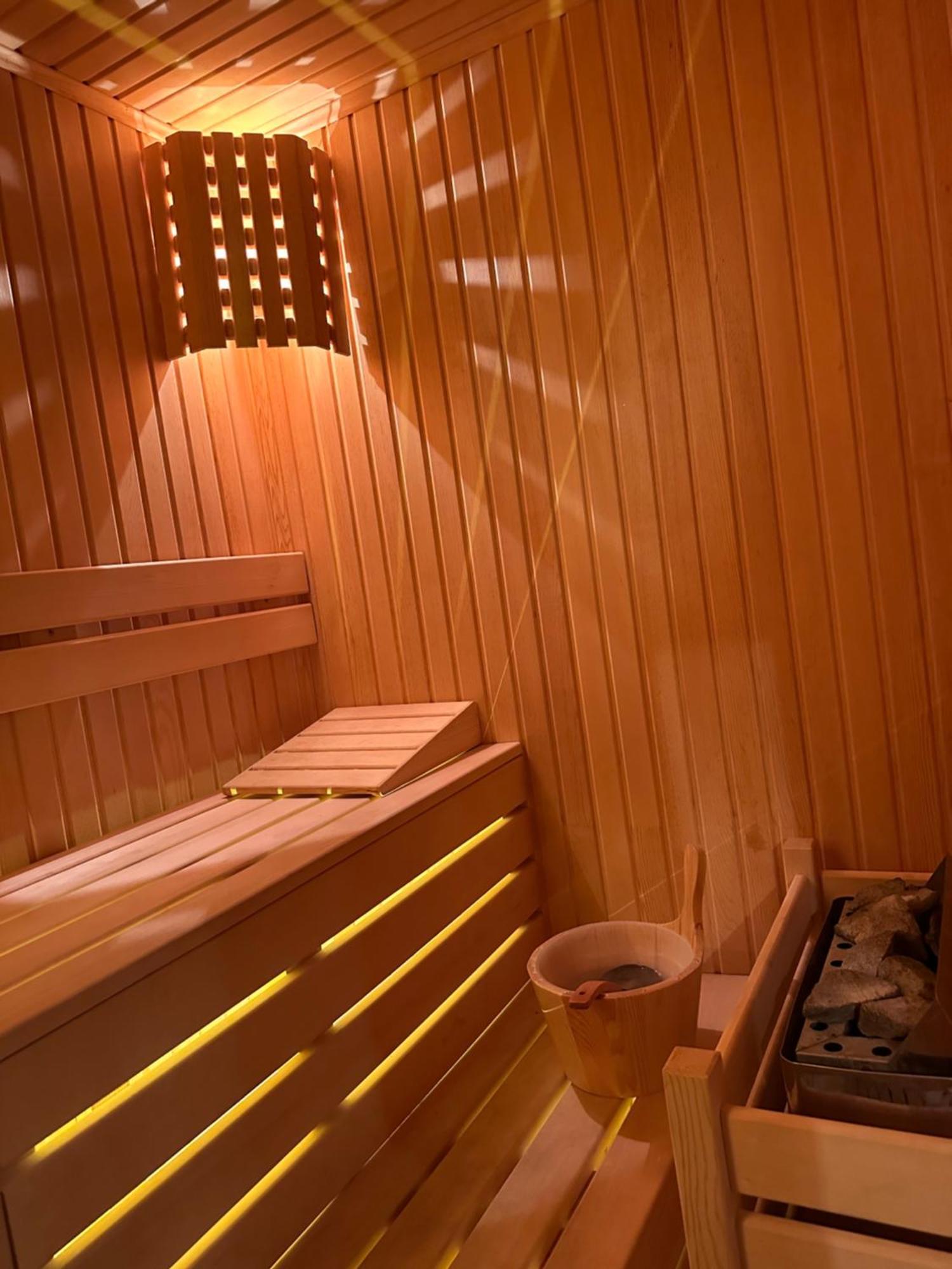 Panurlawoodenhouse Oezel Havuz& Sauna Mavi מראה חיצוני תמונה